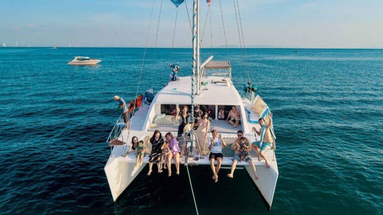 катамаран Hermosa 45 ft в Паттайе